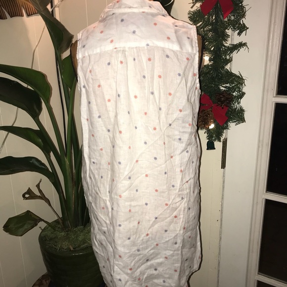 Linen Sleeveless Top - Picture 2 of 4